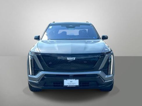 New 2027 Cadillac Vistiq Sport w/ LPO, Floor Liner Package AWD/4WD image 12