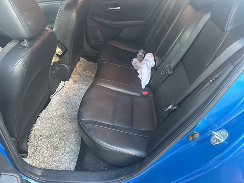 Used 2023 Nissan Sentra SR w/ SR Premium Package image 7