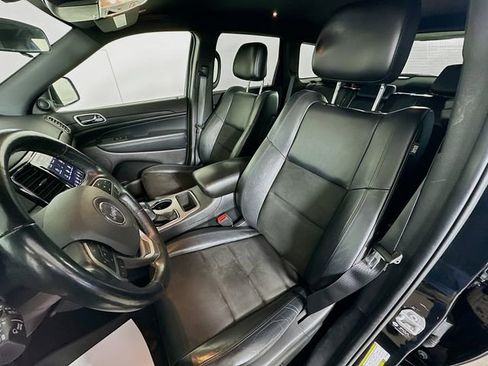 Used 2021 Jeep Grand Cherokee Laredo X image 22