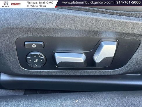 Used 2024 BMW M4 xDrive Competition w/ Executive Package image 22