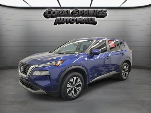 Certified 2023 Nissan Rogue SV FWD image 3