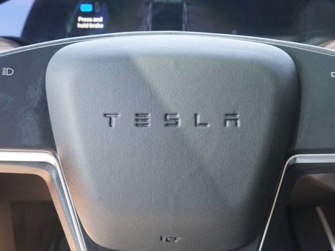 Used 2024 Tesla Model X AWD/4WD image 23