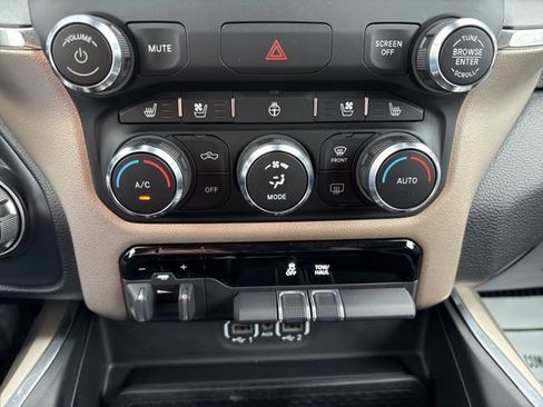 Used 2021 RAM 1500 Laramie image 22