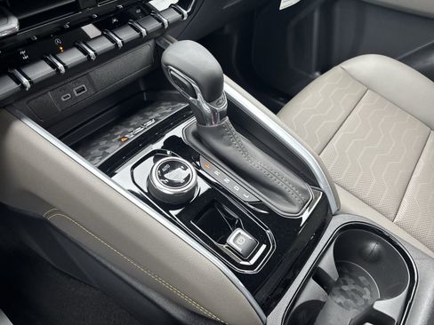 New 2026 Chevrolet Colorado ZR2 w/ Technology Package image 22