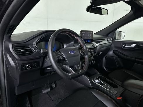 Used 2025 Ford Escape ST-Line Select AWD/4WD image 10
