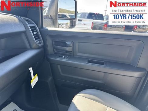 New 2026 RAM 2500 Tradesman w/ Chrome Appearance Group image 27