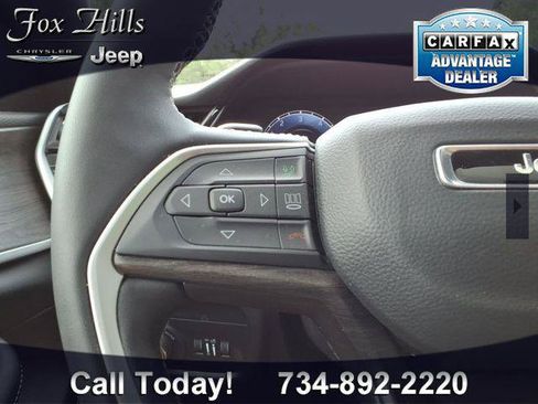 Certified 2026 Jeep Grand Cherokee Limited AWD/4WD image 18