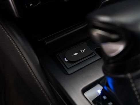 Used 2020 Lexus ES 300h 300h image 31