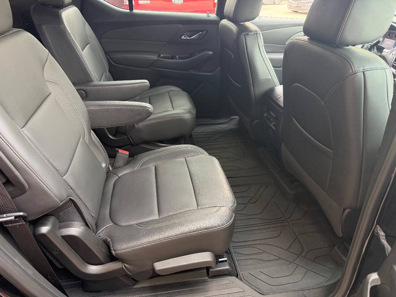 Used 2023 Chevrolet Traverse LT AWD/4WD image 19