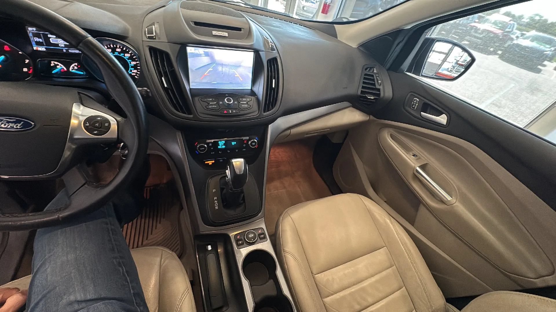 Used 2016 Ford Escape SE w/ SE Leather Comfort Package FWD image 32