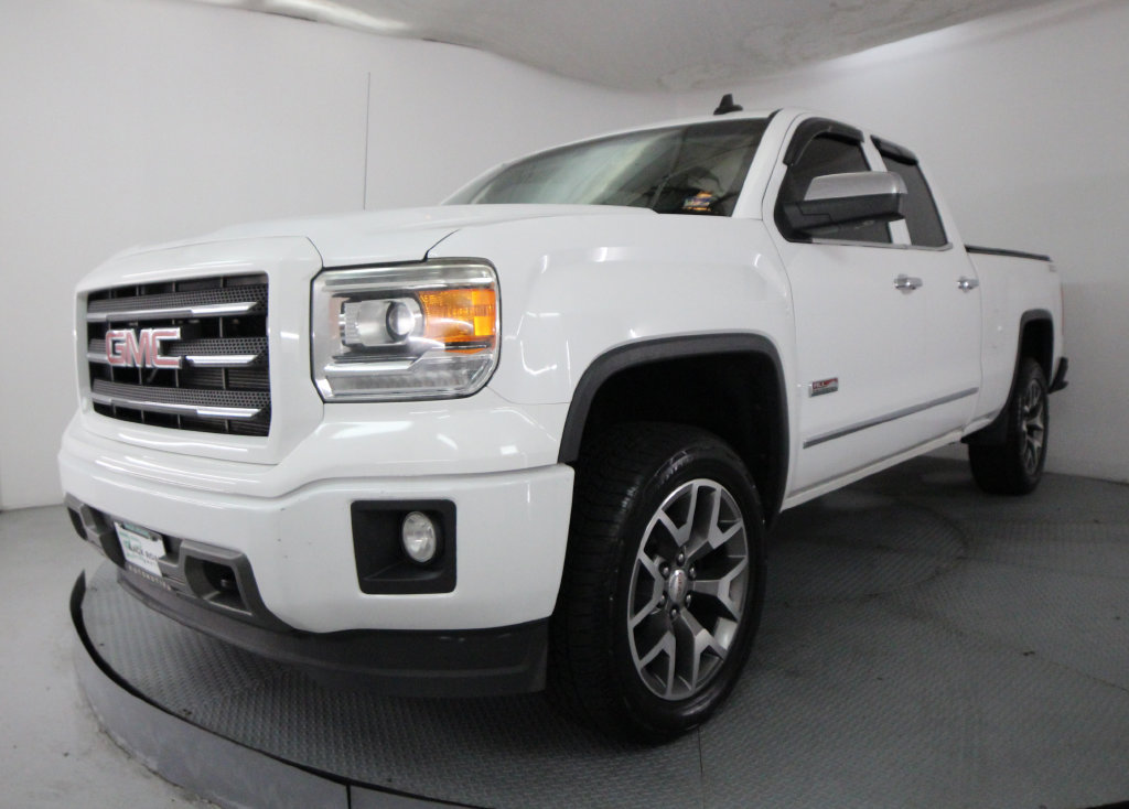 Used 2015 GMC Sierra 1500 SLT w/ All-Terrain Package AWD/4WD image 3