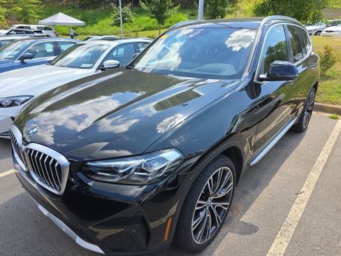 Used 2024 BMW X3 sDrive30i w/ Premium Package RWD image 4