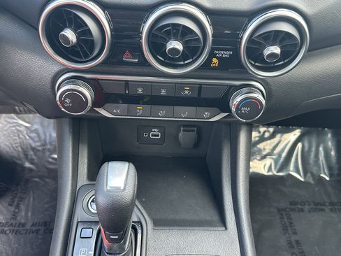 Used 2023 Nissan Sentra S FWD image 28