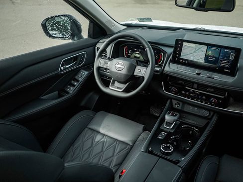 New 2026 Nissan Rogue Platinum AWD/4WD image 15