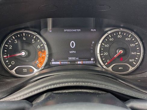 Used 2017 Jeep Renegade Trailhawk AWD/4WD image 11