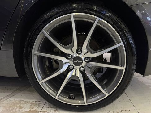 Used 2023 Genesis G70 2.0T image 8