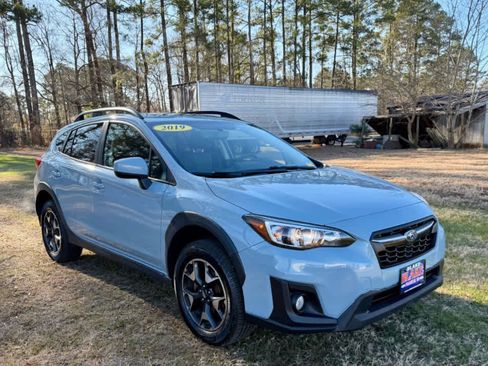 Used 2019 Subaru Crosstrek 2.0i Premium w/ Moonroof Package image 28