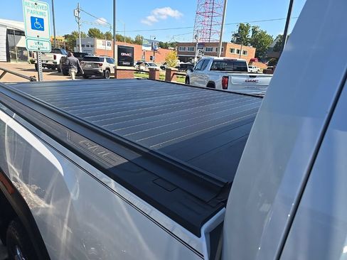 Used 2020 GMC Sierra 2500 Denali w/ Denali Ultimate Package AWD/4WD image 29