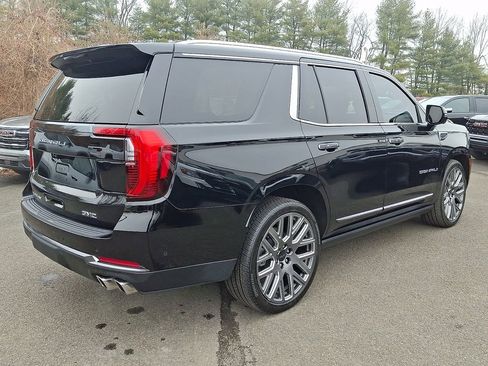 Certified 2025 GMC Yukon Denali Ultimate image 6
