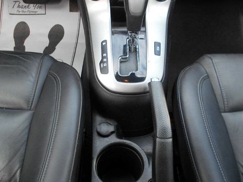 Used 2014 Chevrolet Cruze LT image 14