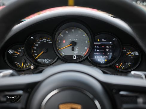 Used 2019 Porsche 911 GT3 RS image 22