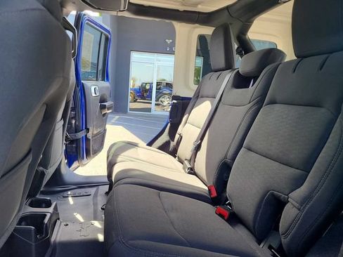 Used 2020 Jeep Wrangler Unlimited Sport S AWD/4WD image 25