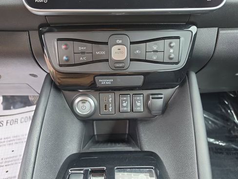Used 2024 Nissan Leaf SV Plus FWD image 18