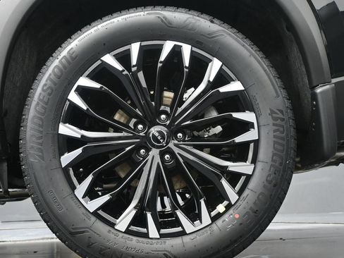 New 2026 Nissan Rogue Dark Armor image 4