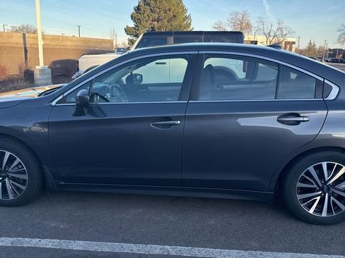 Used 2019 Subaru Legacy 2.5i Premium w/ Popular Package #2A image 8