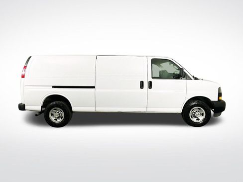 Used 2023 Chevrolet Express 2500 Extended w/ Driver Convenience Package image 9
