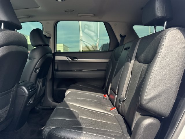 Used 2020 Hyundai Palisade SEL FWD image 11