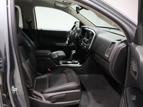 Used 2022 Chevrolet Colorado LT w/ Luxury Package image 23