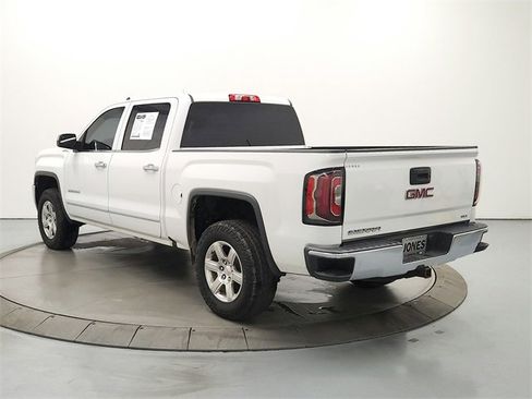 Used 2018 GMC Sierra 1500 SLT image 5