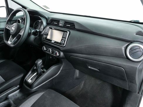 Used 2020 Nissan Versa S FWD image 21