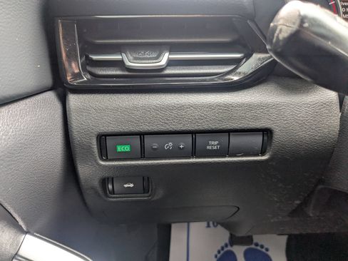 Used 2024 Nissan Sentra SR FWD image 20