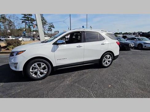 Used 2020 Chevrolet Equinox Premier image 29
