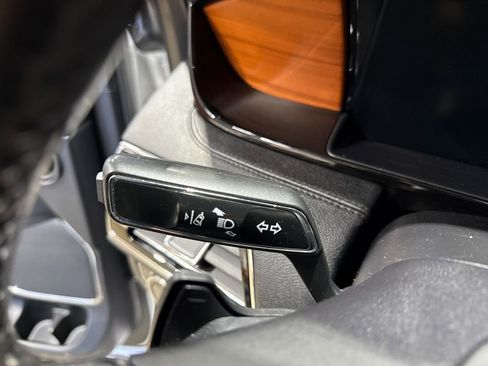 Used 2018 Lincoln Navigator Reserve w/ Technology Package image 83