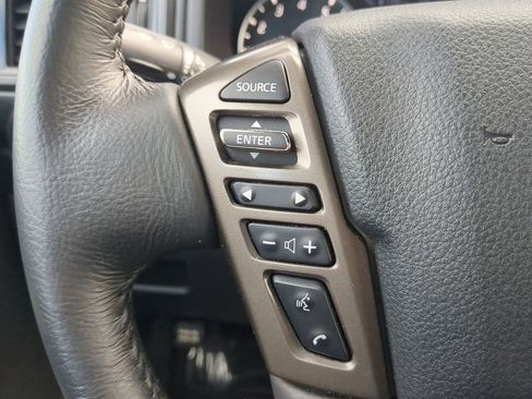 Used 2024 Nissan Titan SV w/ SV Bronze Edition Package image 23