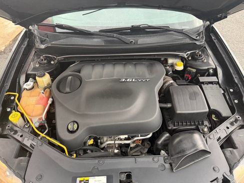 Used 2013 Dodge Avenger R/T w/ Sun/Sound Group image 20