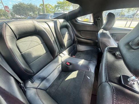 Used 2016 Ford Mustang GT Premium RWD image 19