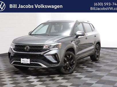 Certified 2023 Volkswagen Taos SE w/ Black Wheel Package
