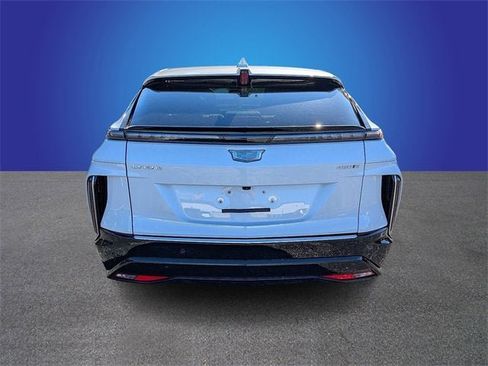 New 2026 Cadillac Lyriq Luxury image 4