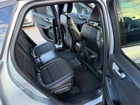 Used 2023 Ford Escape ST-Line Select AWD/4WD image 16