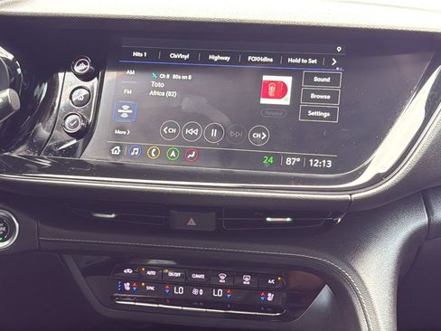 Used 2023 Buick Envision Avenir AWD/4WD image 18