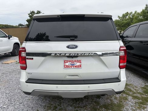 Used 2021 Ford Expedition XLT RWD image 8