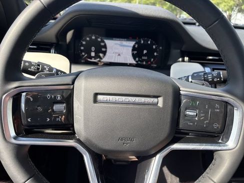 Used 2025 Land Rover Discovery Sport Dynamic SE AWD/4WD image 26