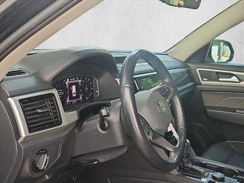 Used 2023 Volkswagen Atlas SEL Premium AWD/4WD image 7