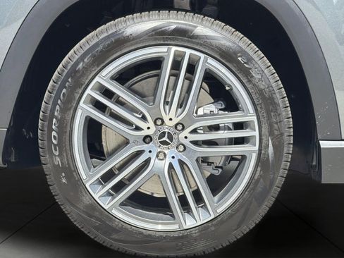 New 2026 Mercedes-Benz GLS 450 4MATIC image 27