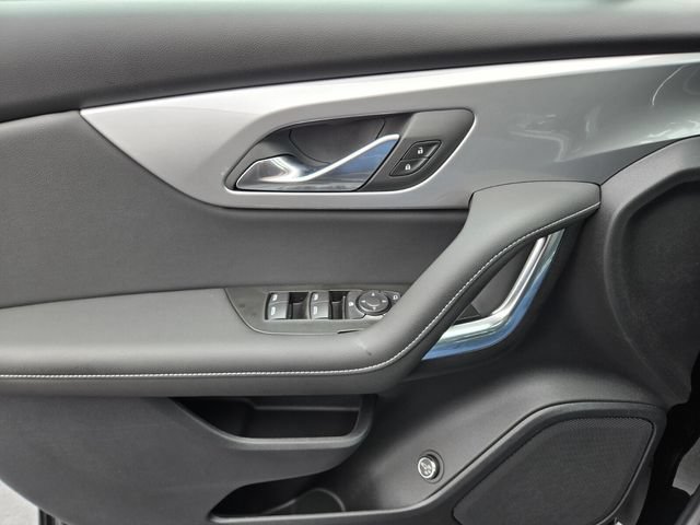 New 2026 Chevrolet Blazer LT w/ Convenience Package FWD image 12