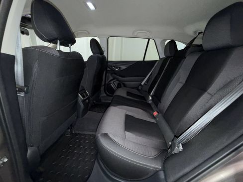 Used 2024 Subaru Outback Premium AWD/4WD image 11
